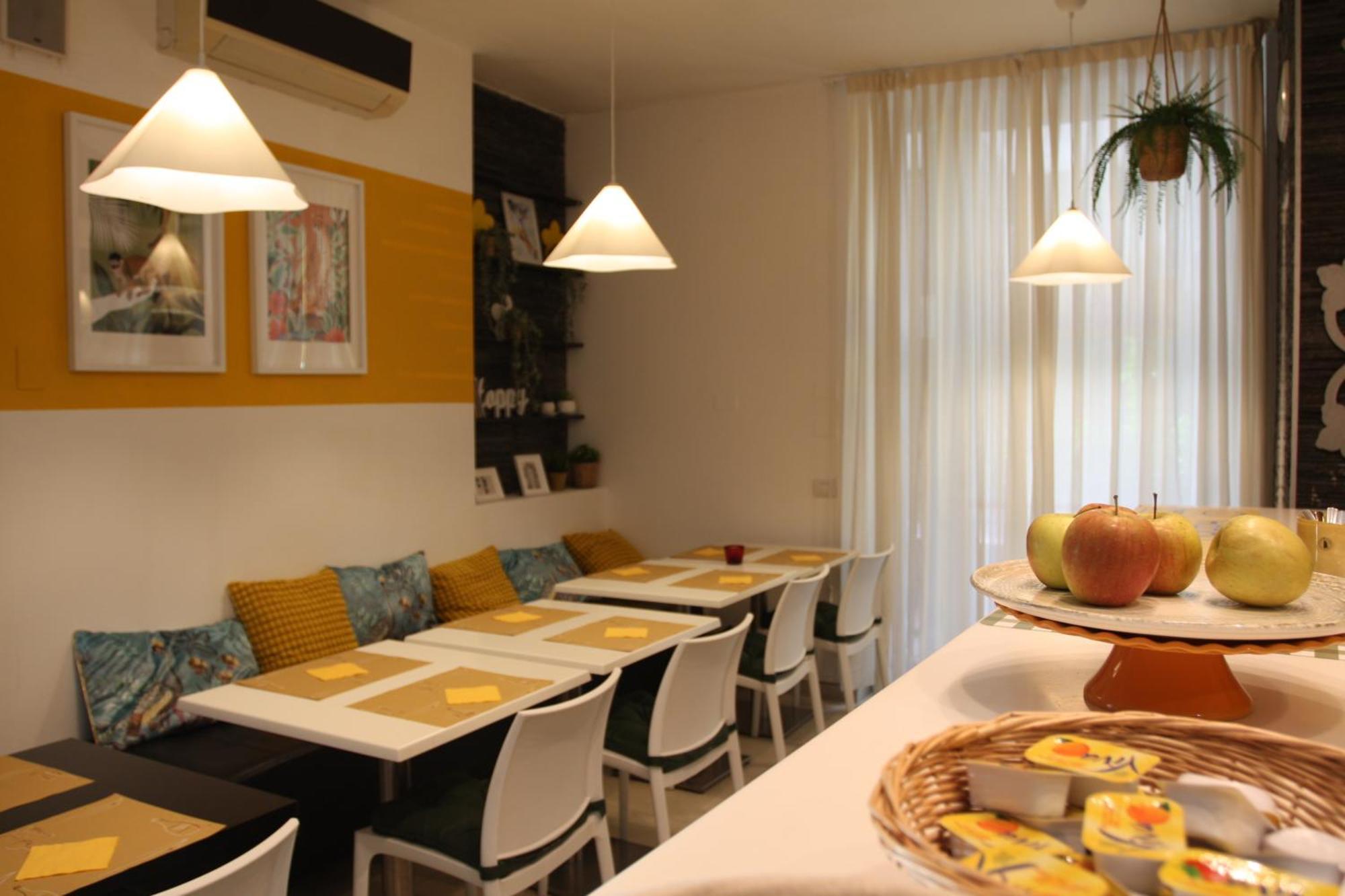 Happy Hotel Atelier Gardone Riviera Centro & Beach Eksteriør billede